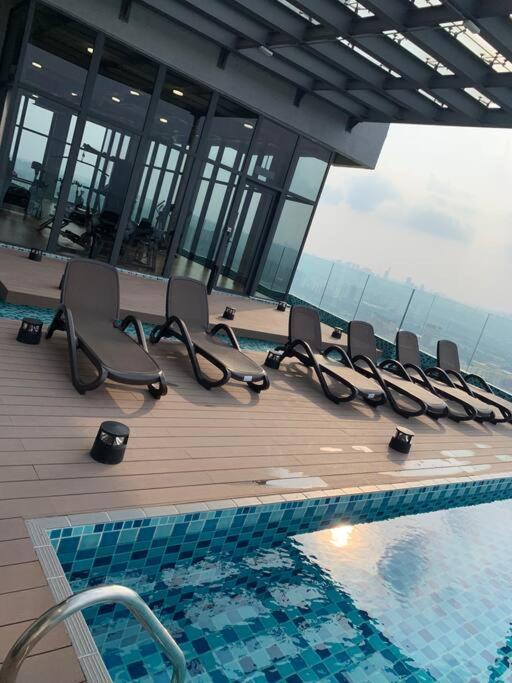 2Br 8Pax Swingduplexekocherasmall—Infinitypool Mrt Kuala Lumpur Bagian luar foto